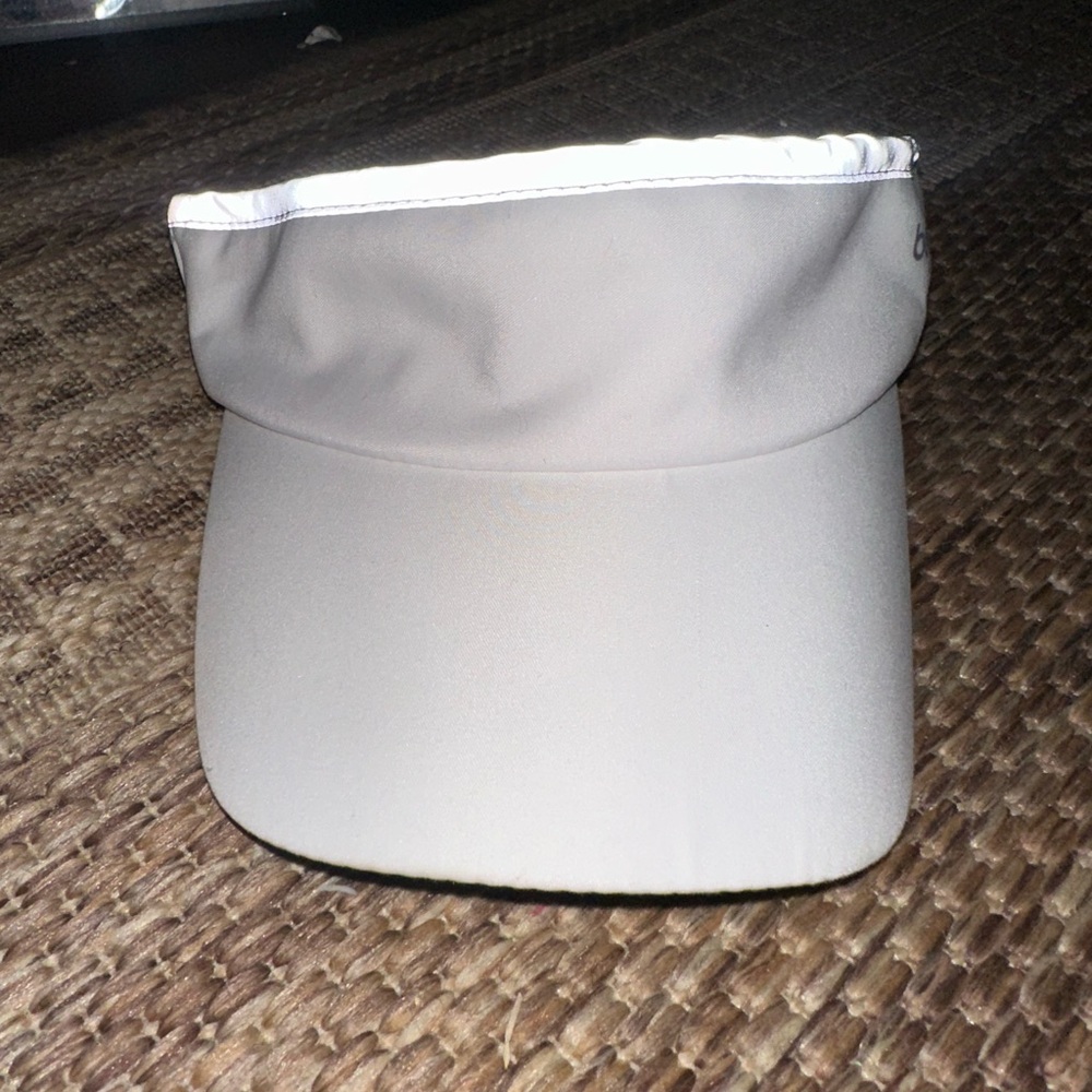NWT White BOCO Reflective Running Visor